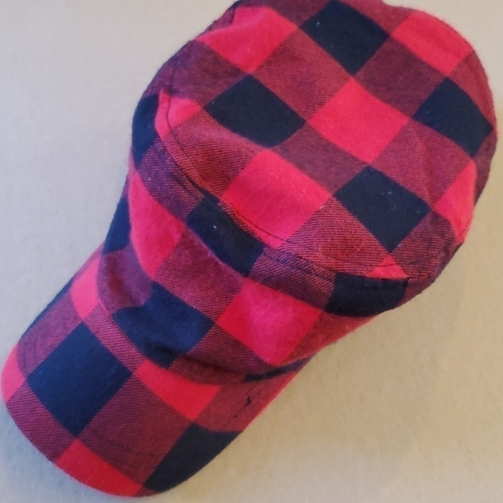 Preppy Peter Grimm Buffalo check cadet hat black fleece lining. One size